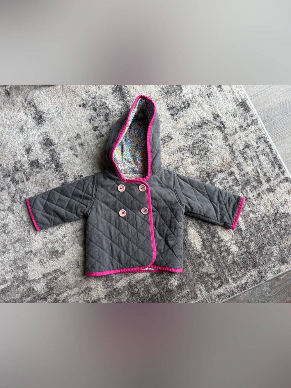Baby Boden quilted jacket with hood size 3-6m